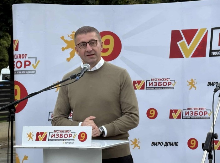 Мицкоски со порака до опозицијата: Срамот кој му го нанесовте на народот и на Македонија ќе ве прати до крајот на животот