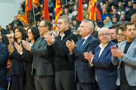 Мицкоски со силна порака за Кичево и кичевчани: Победи соживотот и вербата во вредности