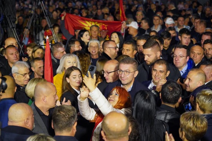 Мицкоски со порака до СДСМ: Правдата ќе ве стигне! 