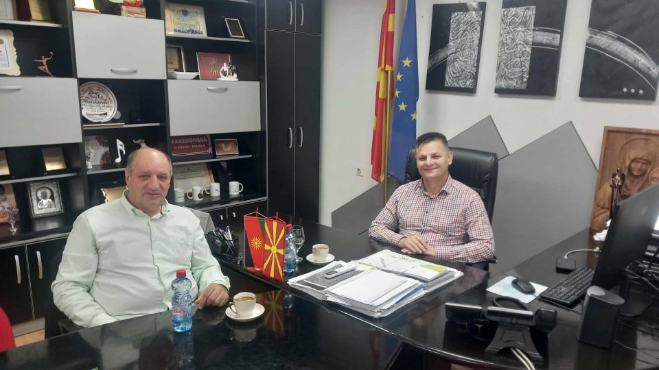 Миран Митревски со поддршка за Димчо Атанасовски во вториот круг во Македонска Каменица