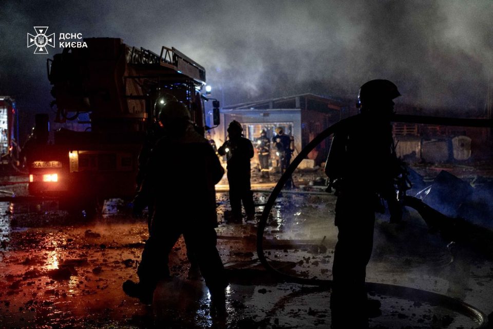 Речиси 27.000 домаќинства во Одеса останаа без струја по руски напад