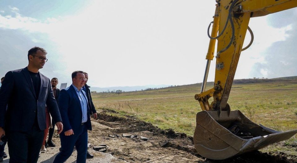 Николоски: Во Ѓорче Петров со поддршка од Светска банка целосно ќе се реконструираат улици