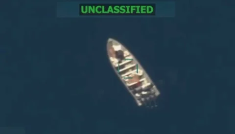 (ВИДЕО) Американската војска убила четири лица за време на напад врз сомнителен брод во Пацификот