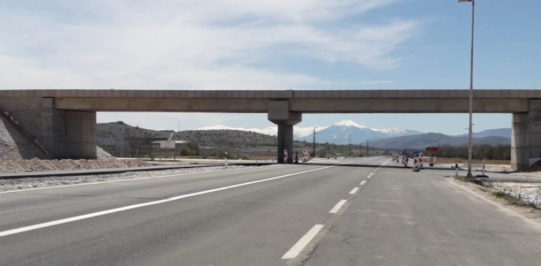 Сообраќајот се одвива непречено, на граничните премини нема подолги задржувања