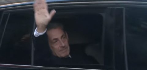 Францускиот министер за правда го посети Саркози во затвор