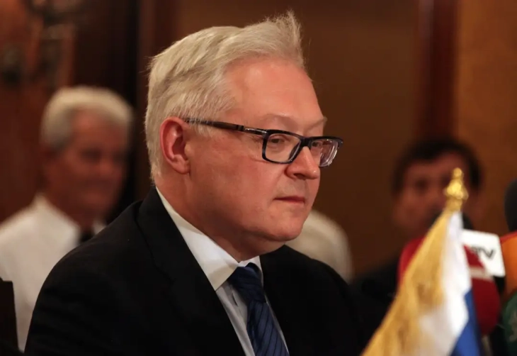 Рјабков: Русија ги продолжува подготовките за самитот Путин – Трамп