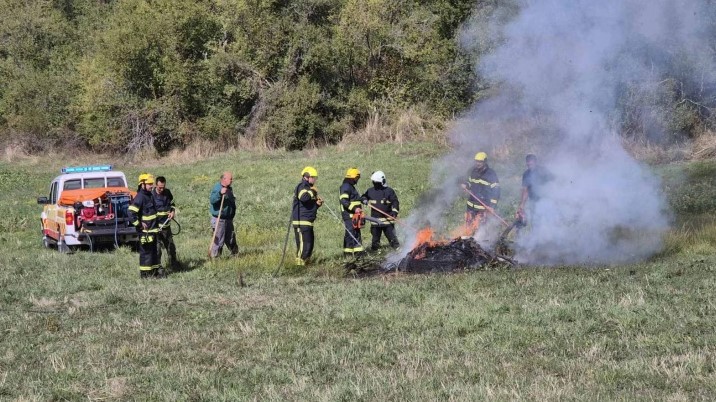 Симулациска вежба за гаснење пожар на отворен простор