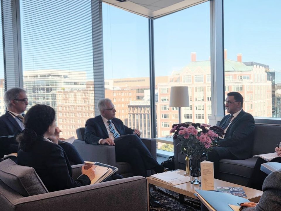 Славески на средби со ММФ: Мерките на НБРМ придонесуваат за постепено намалување на инфлацијата и задржување на финансиската стабилност