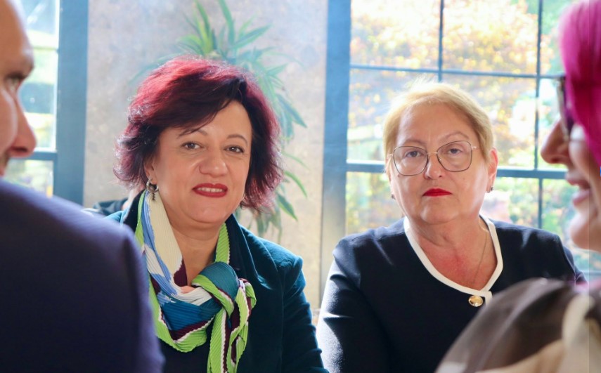 Стаменкоска Трајкоска до наставниците: Во ваши раце е највредното богатство-знаењето и иднината на младите генерации