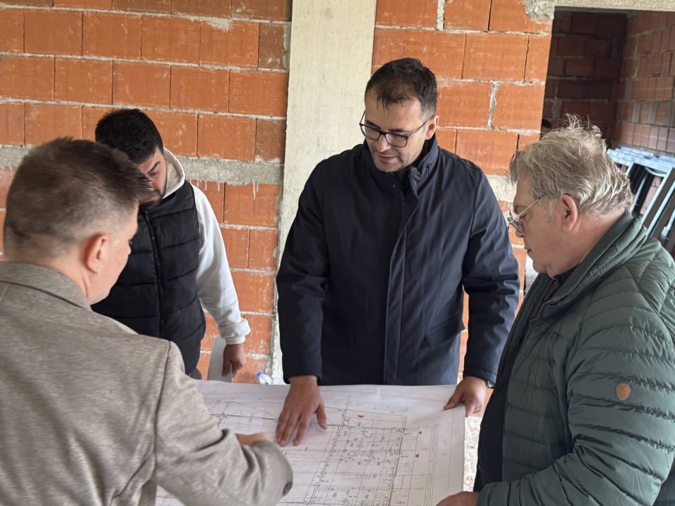 Стојкоски: Напредува изградбата на нова детска градинка во Стопански двор