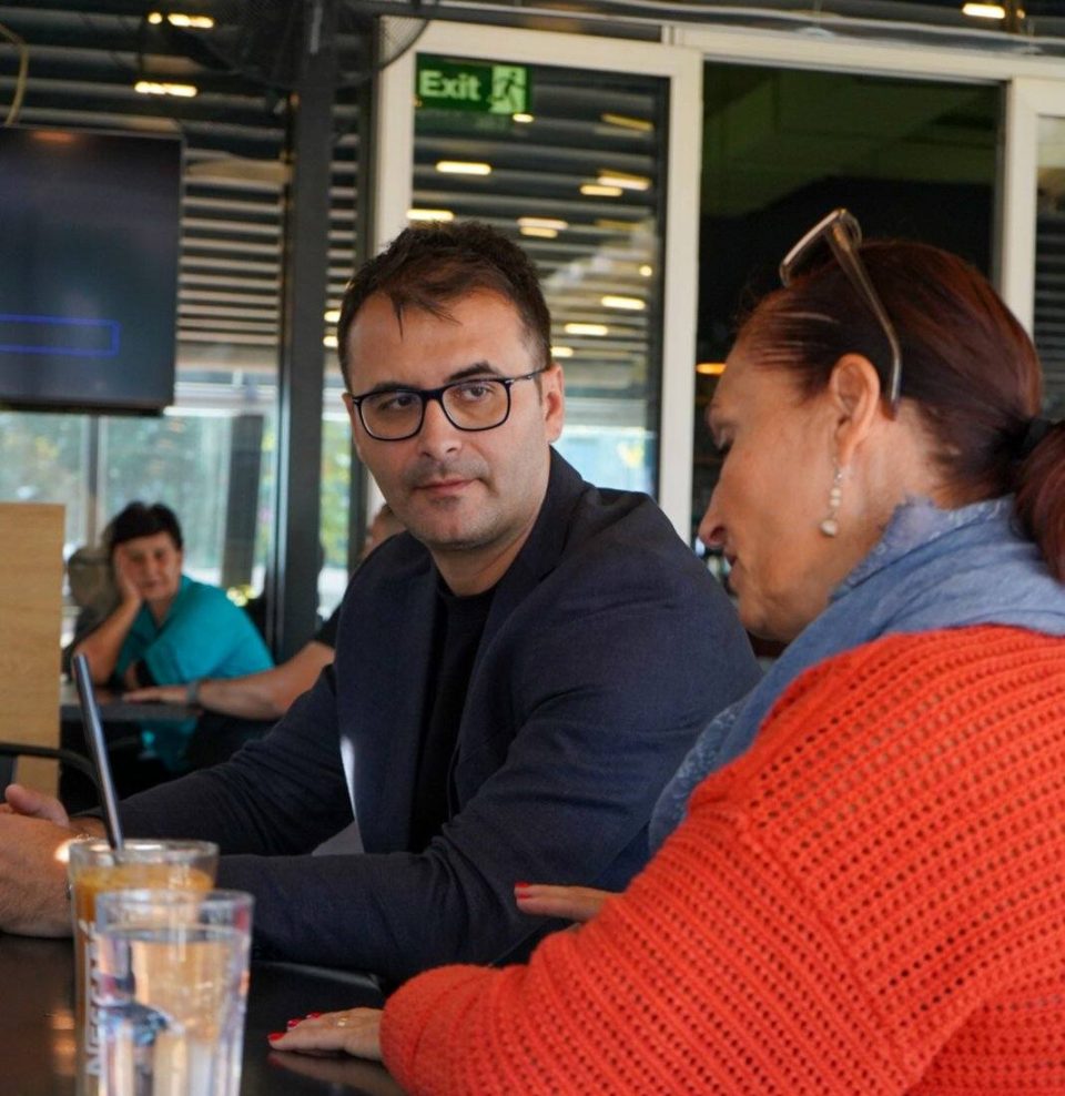 Стојкоски: Традицијата и обичаите се неизоставен дел на нашето живеење, поддршка за културно-уметничките друштва