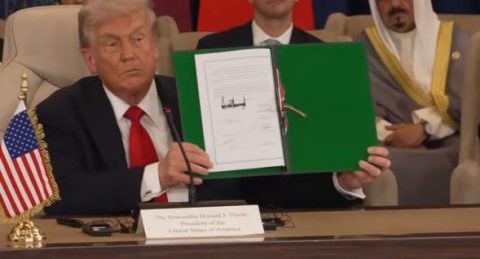 Аксиос: Трамп сака да го објави почетокот на втората фаза од планот за Газа пред Божиќ