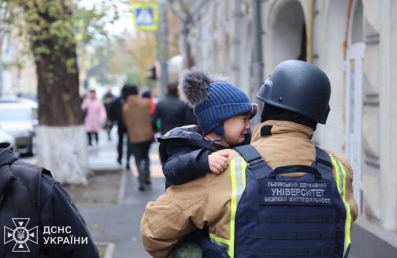Русите нападнале детска градинка во Харков