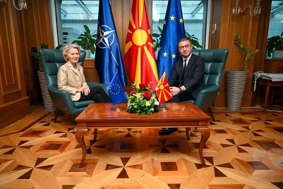 Мицкоски оствари средба со претседателката на Европската комисија, Урсула фон дер Лајен