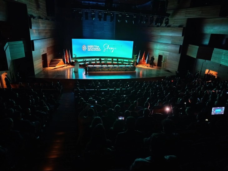 Почна Меѓународниот форум за енергија – учесници од 70 држави, владини претставници, меѓународни организации, банкари