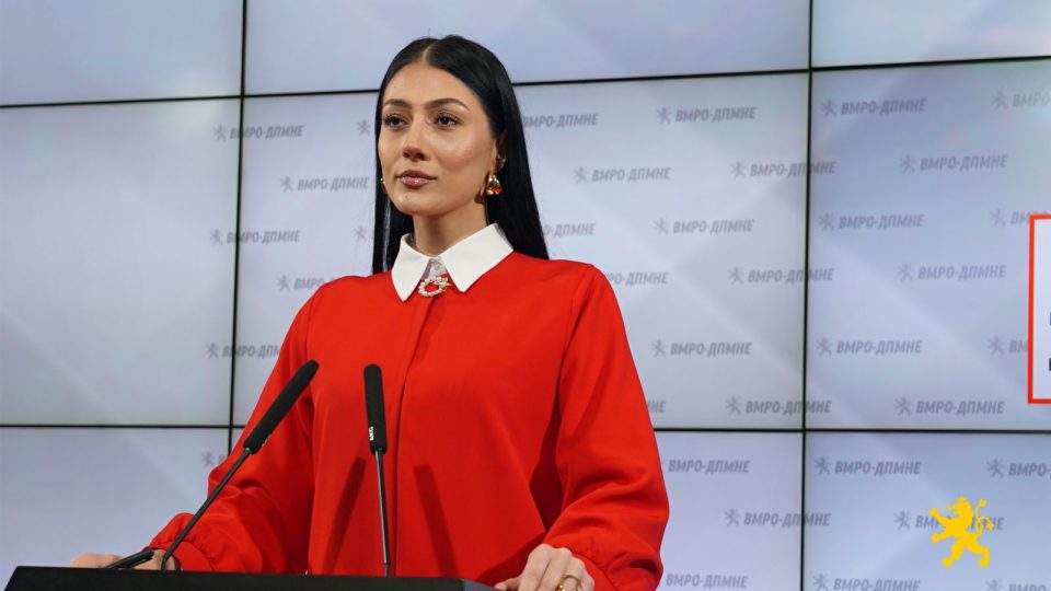 Андоновска: Ако СДС продолжи да ги штити истите луѓе кои ја урнаа партијата, ќе исчезне од политичката сцена побрзо одошто некој таму сака да признае