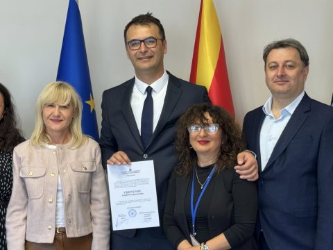 Александар Стојкоски го доби уверението за втор мандат како градоначалник на Општина Ѓорче Петров