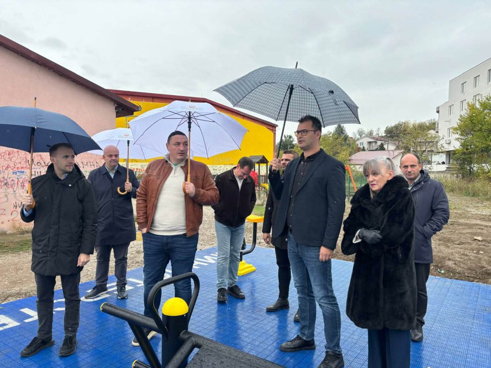 Отворен современ повеќенаменски спортски центар во општина Ѓорче Петров