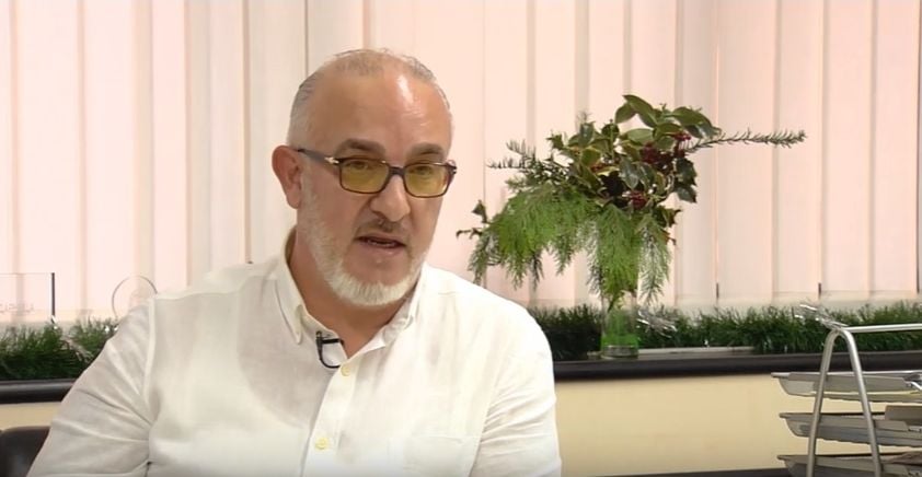 Анастасовски: Парадоксот на политичкиот цинизам на Румен Радев