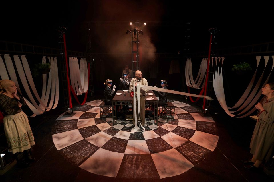 Втор ден од фестивалот Млад Отворен Театар