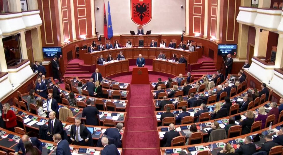 Буџетот на Албанија за идната година 8,8 милијарди евра, со планиран дефицит од 637 милиони евра
