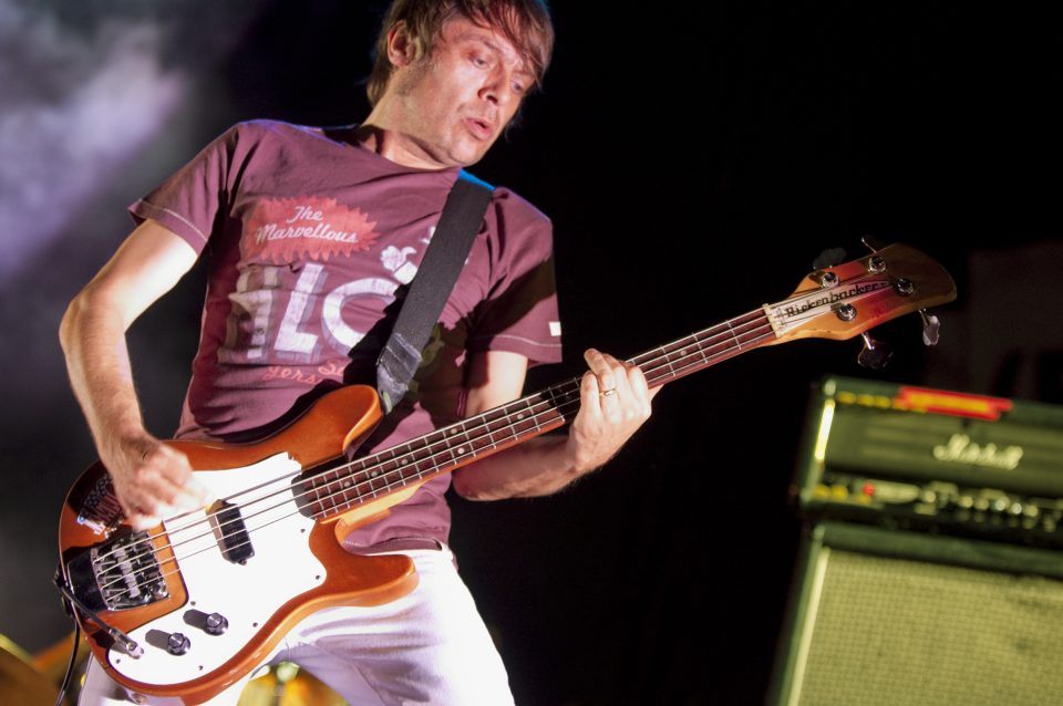 Почина Гари Манфилд, басист на The Stone Roses и Primal Scream