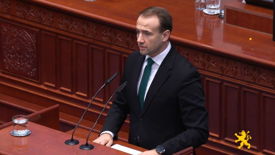 Стојаноски: СДС го покажа вистинското лице, ги бранат судиите и обвинителите со 2% доверба кои самите ги поставија