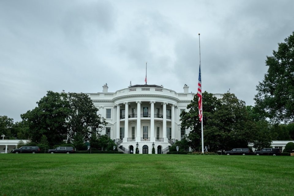 Трамп го помилува поранешниот сопственик на Тотенхем