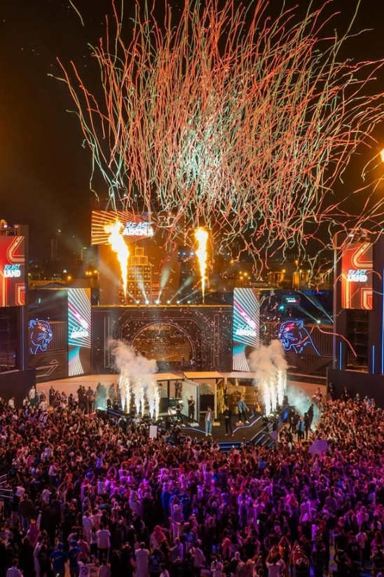 ФОТО+ВИДЕО: MrBeast отвори забавен парк со неговите предизвици во Саудиска Арабија