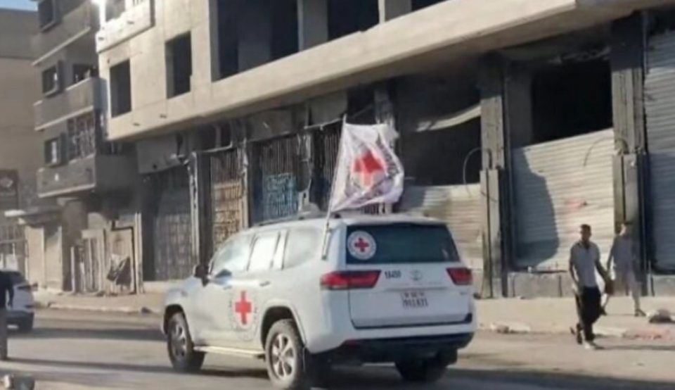 ИДФ: Црвениот крст го прими телото на уште еден заложник од Газа