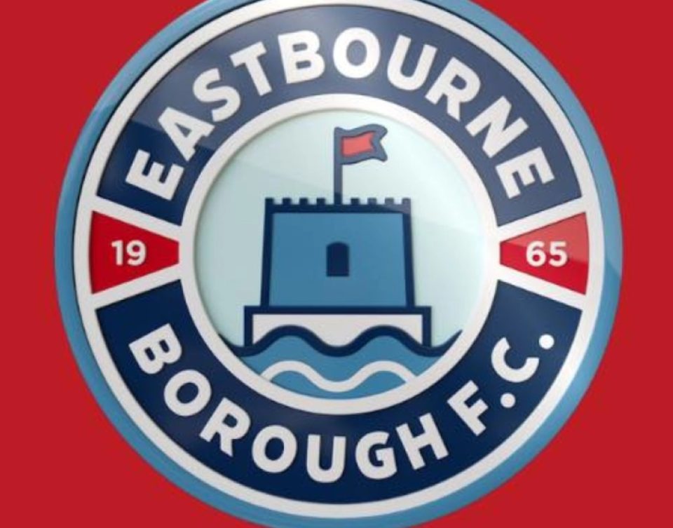 Фудбалерите на англиски клуб им ги вратија парите на навивачите по поразот од 0-7