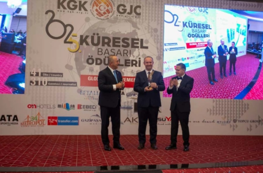 Гаши во Турција ја прими Глобалната награда за дипломатија