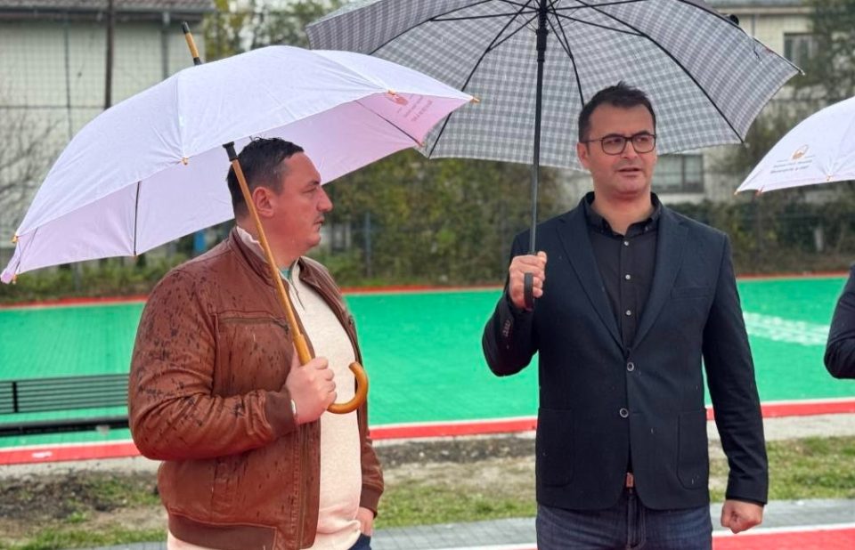 ФОТО: Отворен современ повеќенаменски спортски центар во Ѓорче Петров