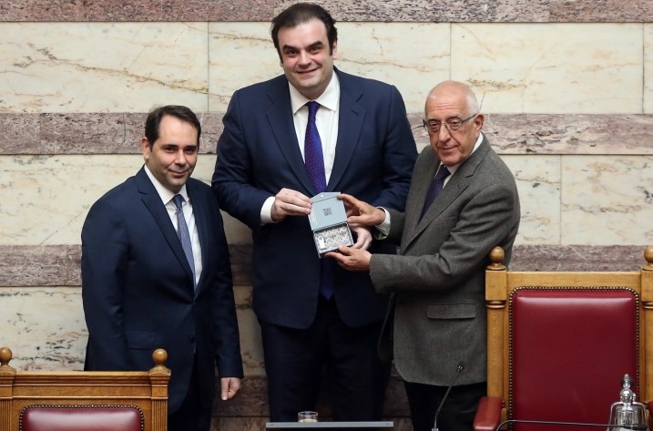 Во грчкиот Парламент доставен буџетот за 2026 година – предвидува раст од 2,4 отсто