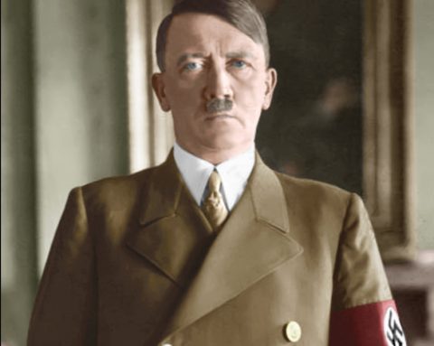 ДНК-анализа: Хитлер имал генетски нарушувања што влијаеле на неговите гениталии