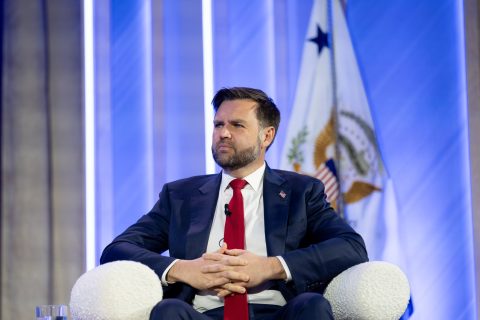 Џеј Ди Венс: Трамп навистина го мисли тоа што го зборува