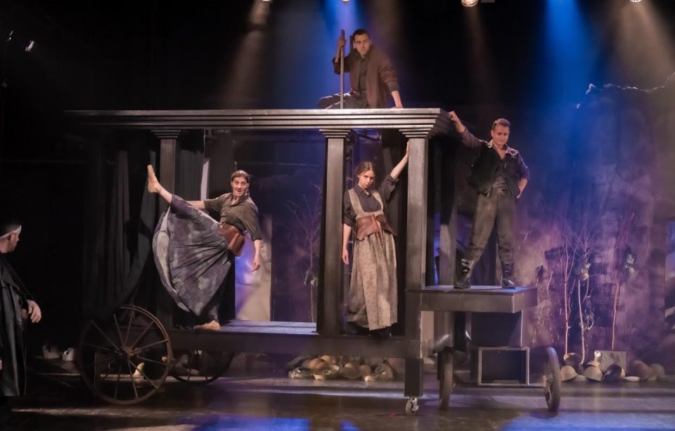 „Мајка храброст и нејзините деца“ на Пројковски за затворање на 50 МОТ