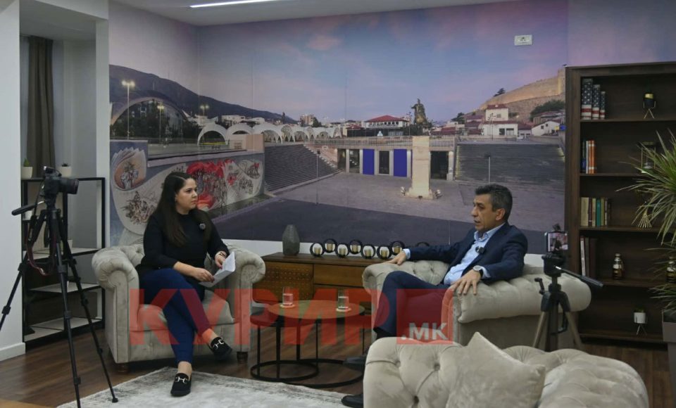 Приватно со Меџити: Слободното време го посветува на тројцата синови Рон, Арбан и Редон, со нив „полни батерии“