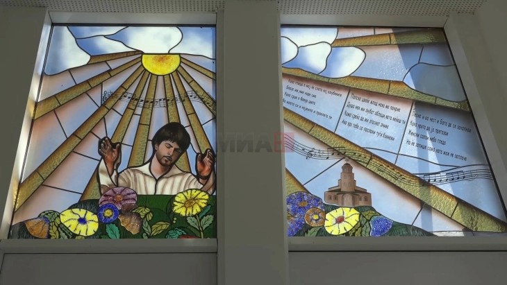 Сонот за Тоше се претвори во импресивен витраж на Гумење во Крушево