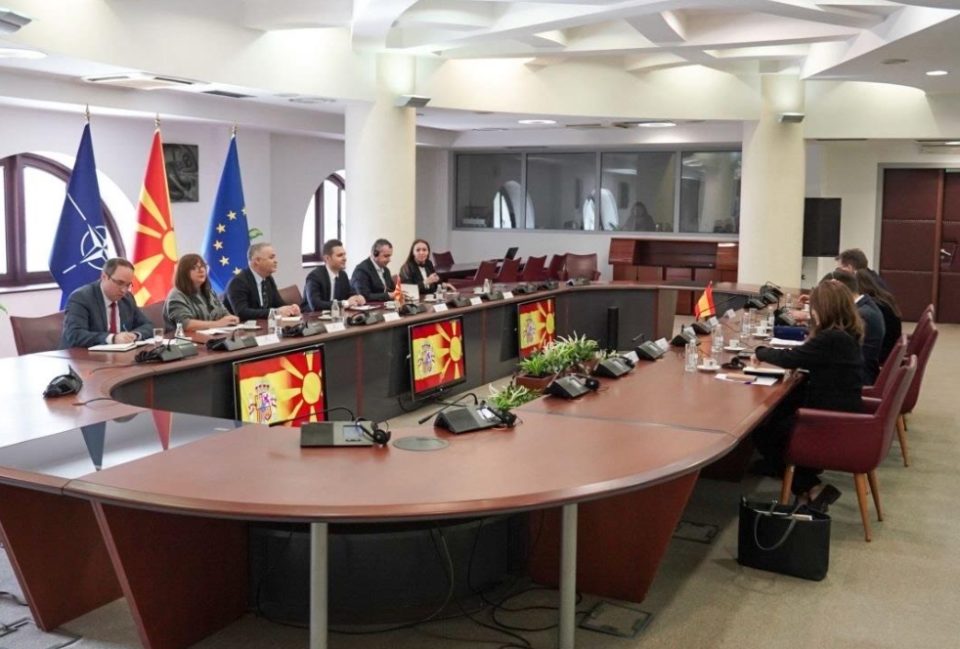 Средба на министерот Муцунски со членовите на Комисијата за надворешни работи на шпанскиот Сенат