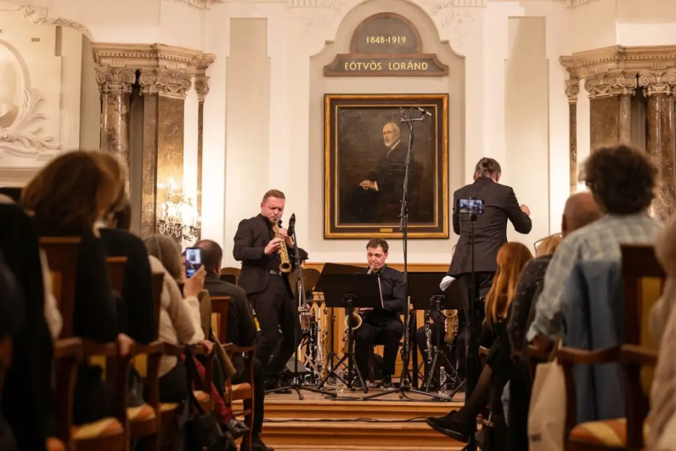 Националниот џез оркестар со „Македонски сновиденија“ вечер ќе настапи во Виена