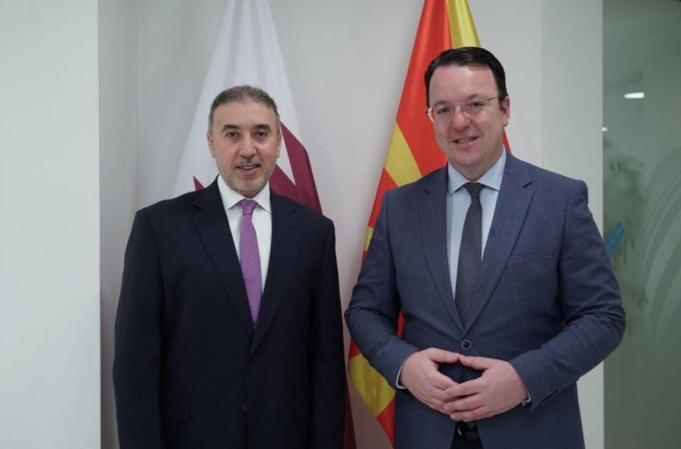 Зголемување на економската соработка со Катар и воспоставување на директна авиолинија – вицепремиерот Николоски на средба со амбасадорот Ал-Кајари