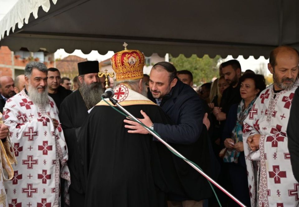 Ѓорѓиевски на започнување на изградба на нов Божји храм (ФОТО)