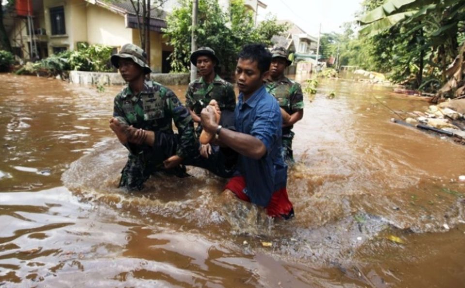 Научници: Смртоносните поплави во Југоисточна Азија се должат на климатските промени