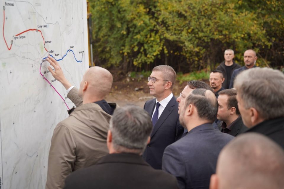 Мицкоски: Инвестиции во нова железничка линија и градски воз за почист воздух