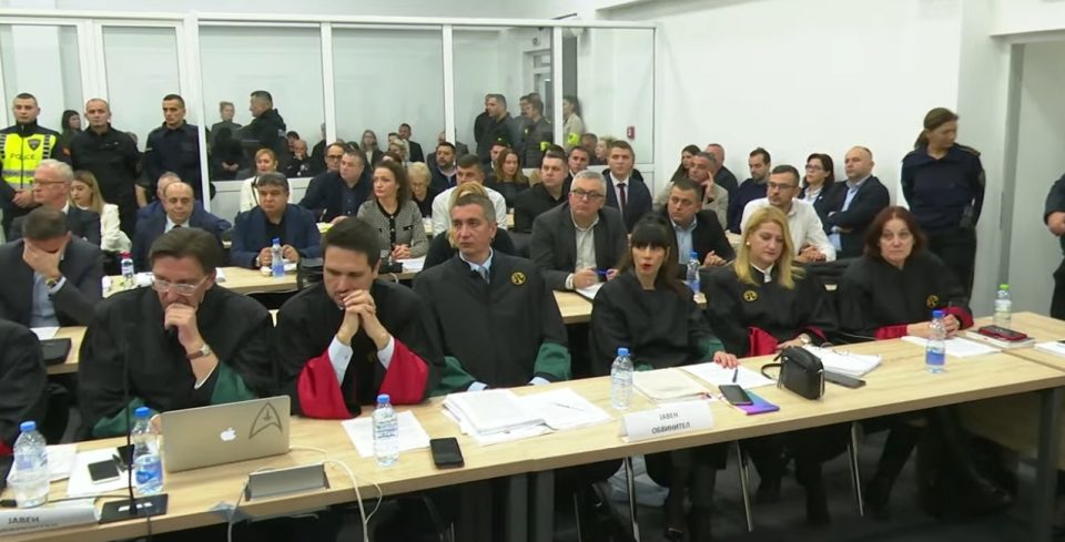 Никој од обвинетите, ниту СОПСТВЕНИКОТ на „Пулс“ не чувствува вина за 63 изгубени животи во трагедијата!