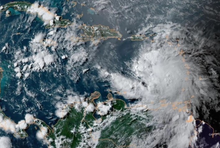 На Тајван евакуирани над 8.000 луѓе поради тропската бура Фунг-вонг