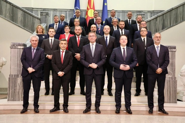 Имињата на новите министри од редовите на ВРЕДИ ќе бидат утврдени до утре