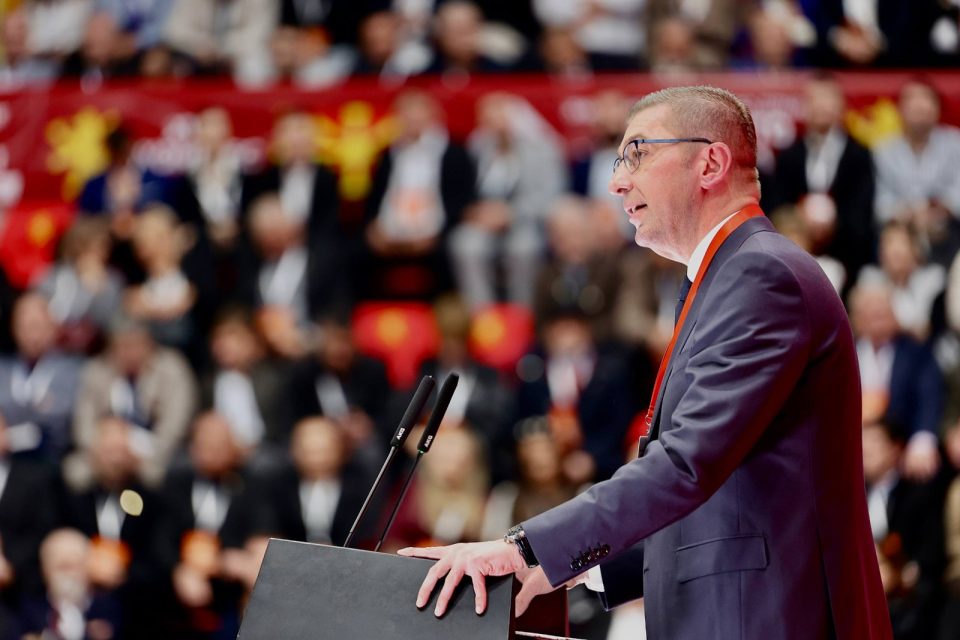 Мицкоски: Стабилноста и развојот на Македонија се можни само со доверба во институциите кои ќе функционираат на основа на владеење на правото со дел на дигитализација