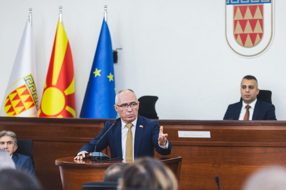 Коњановски: 53 реконструкции на улици и патишта и нови 6 паркинзи